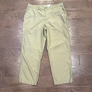 Columbia Men’s Lightweight Outdoor Khaki Chino | 38x30